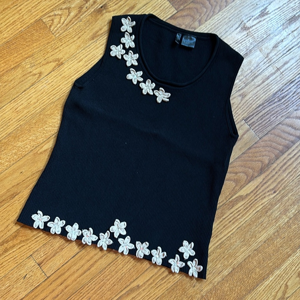 Women’s sweater tank